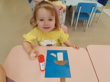 Занятие по продуктивной деятельности. Аппликация.  Тема: “Осенняя березка”.