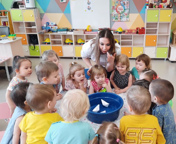 Ручейки бегут, журчат